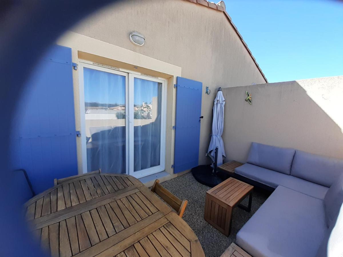Sous Le Soleil Des Alpilles Mouries Exterior foto